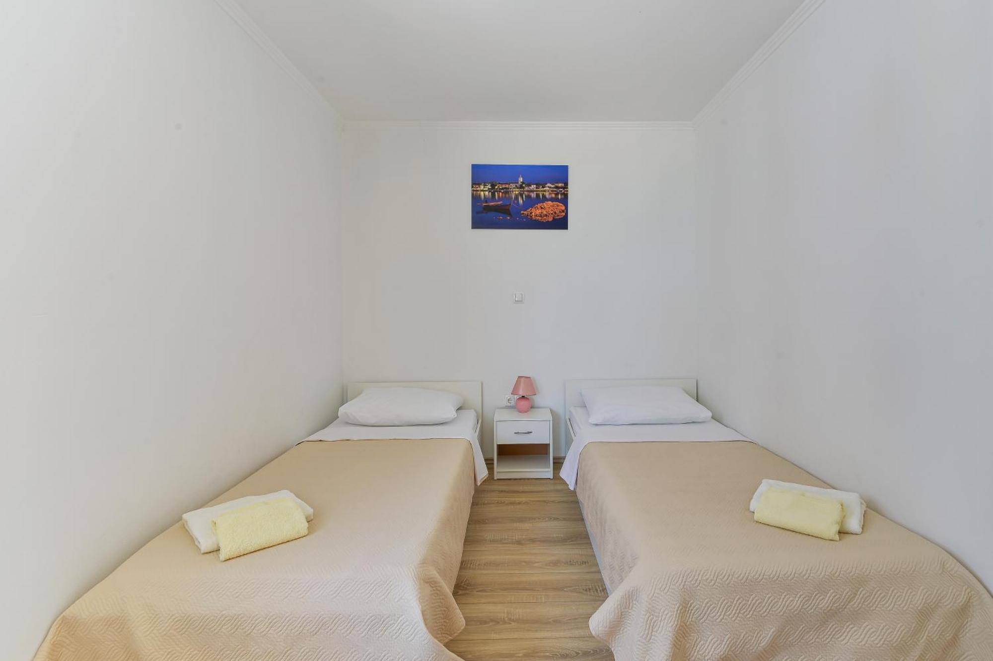 Apartments By The Sea Nin, Zadar - 13172 Habitación foto