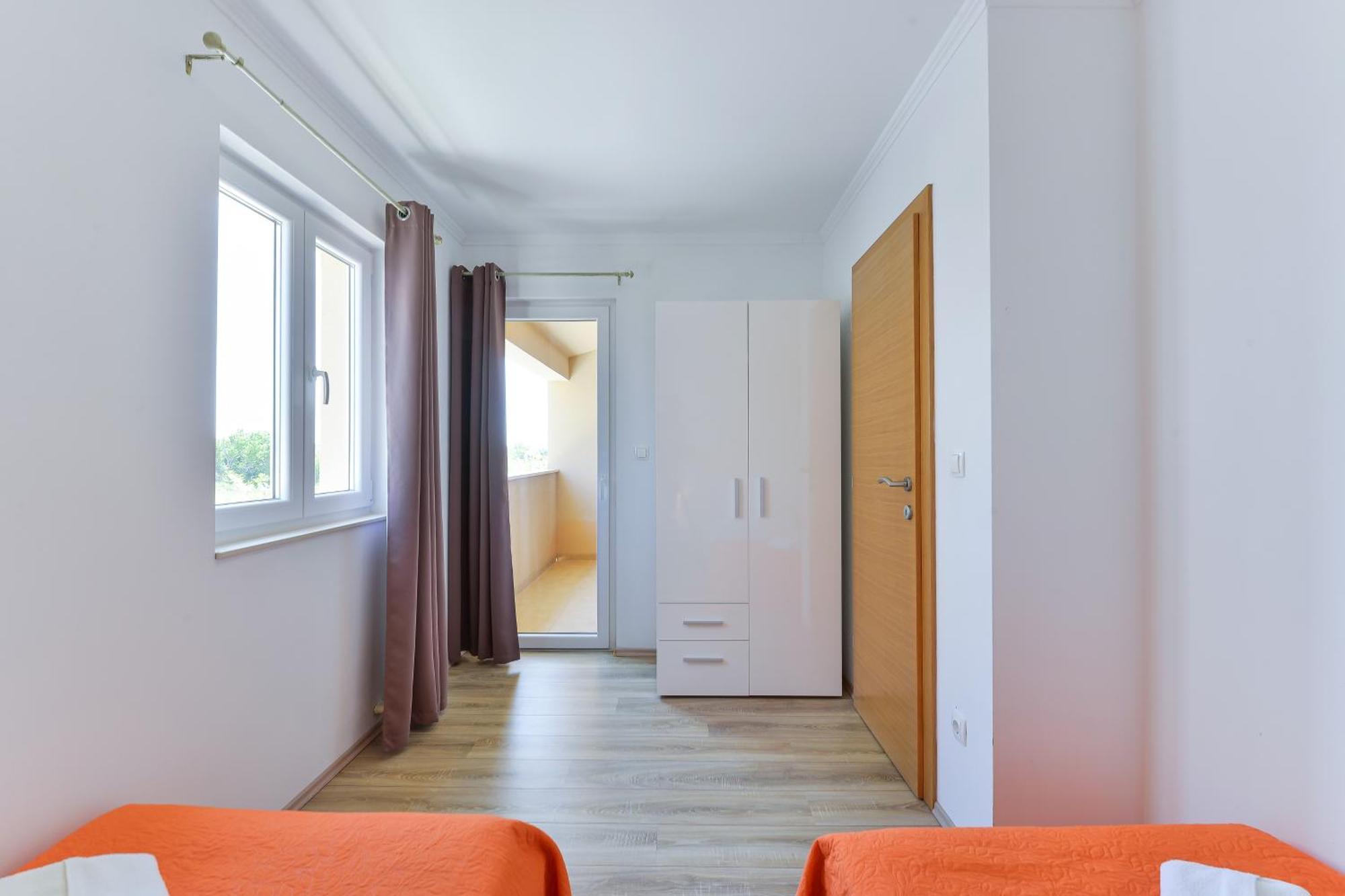 Apartments By The Sea Nin, Zadar - 13172 Habitación foto